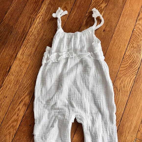 Pink and white Emily & Oliver muslin romper set - Picture 2 of 5